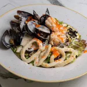 Доставка Теплый коктейль из морепродуктов из Гурман Теплый коктейль из морепродуктов