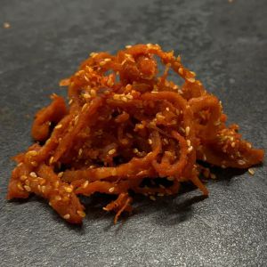 Кальмар в кунжуті