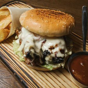 Доставка Reebs burger из Avenue 25 Reebs burger