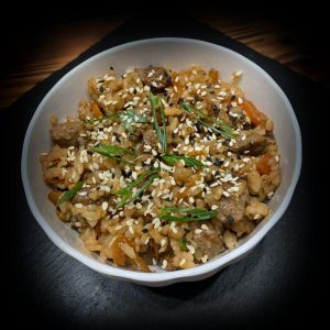 Доставка Рис жареный с курицей из Tatami-sushi Рис жареный с курицей