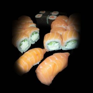 Доставка Сет Сливочный лосось из Tatami-sushi Сет Сливочный лосось