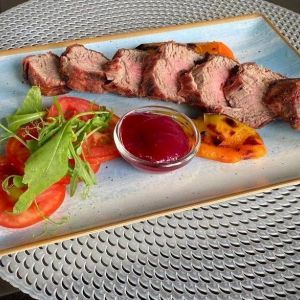 Запечене філе телятини