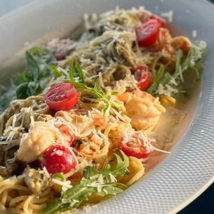 Спагетті з креветкою та мідією