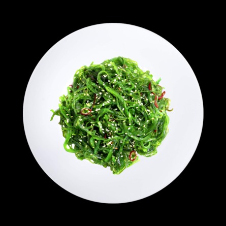 Чука з горіховим соусом