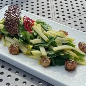 Доставка Салат з гребінцями из CheBurek Салат з гребінцями