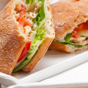 Доставка Ні-Хуа-Собі-Сендвіч из CheBurek Ні-Хуа-Собі-Сендвіч