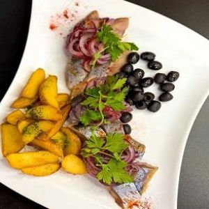 Доставка Оселедець з хрумкою картоплею из Дитяче Королівство Оселедець з хрумкою картоплею