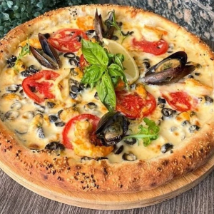 Піца Марінара з морепродуктами 30 см