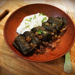 Голубці з виноградного листя