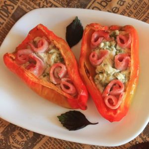 Червоний перець із фетою