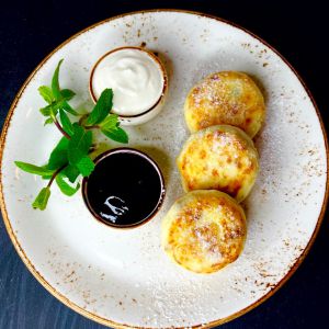 Кето сирники домашні