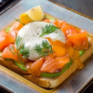 Авокадо-тост