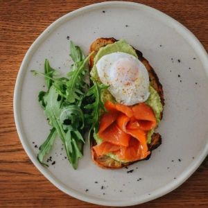 Доставка Авокадо тост з лососем из Гурман Авокадо тост з лососем