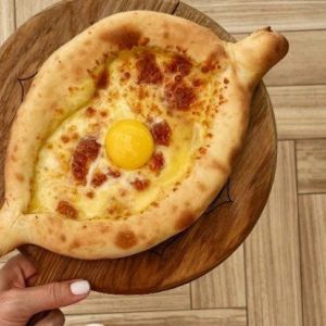 Доставка Хачапурі по-аджарськи из Гурман Хачапурі по-аджарськи