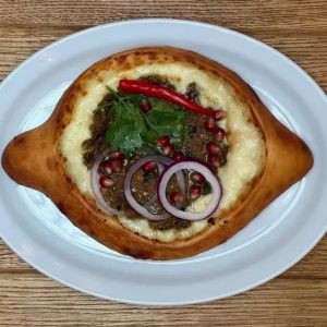 Хачапурі по-аджарськи з баранчиком