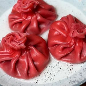 Хінкалі з вишнею