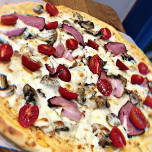 Доставка Чікен-Бекон 35 из Пані-Піца Чікен-Бекон 35