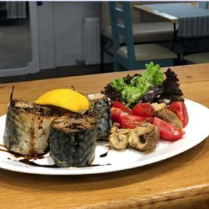 Скумбрія запечена