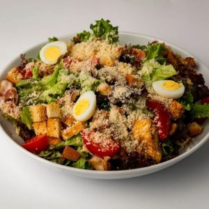 Доставка Цезар з куркою та беконом из Пані-Піца Цезар з куркою та беконом