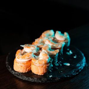 Доставка Фірмовий дракон из Premium Sushi Фірмовий дракон