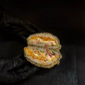 Суші-бургер з тунцем