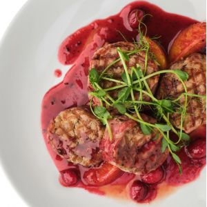 Доставка Медальйони зі свинини из Хуторок Медальйони зі свинини