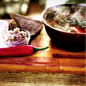 Доставка Борщ український з м'ясом та сметаною из Хуторок Борщ український з м'ясом та сметаною