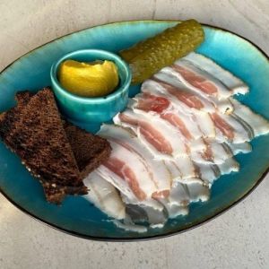 Доставка Сало домашнє з гірчицею (200 гр) из Zeytun Сало домашнє з гірчицею (200 гр)