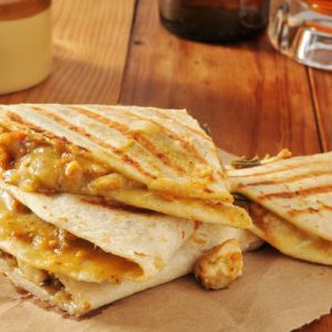 Доставка Кесаділля з курки из Zeytun Кесаділля з курки