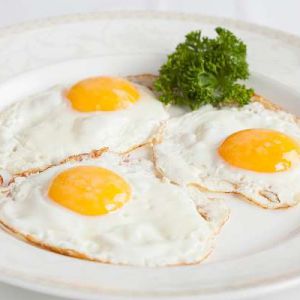 Доставка Глазунья з трьох яєць из Zeytun Глазунья з трьох яєць